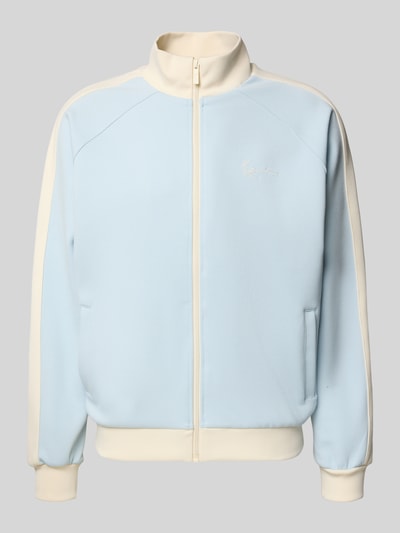 Produktfoto, Regular Fit Sweatjacke mit Logo-Stitching von KARL KANI in Hellblau mit Creme, Stehkragen, Reißverschluss, Eingrifftaschen, Elastischer-Material-Mix, Herren.