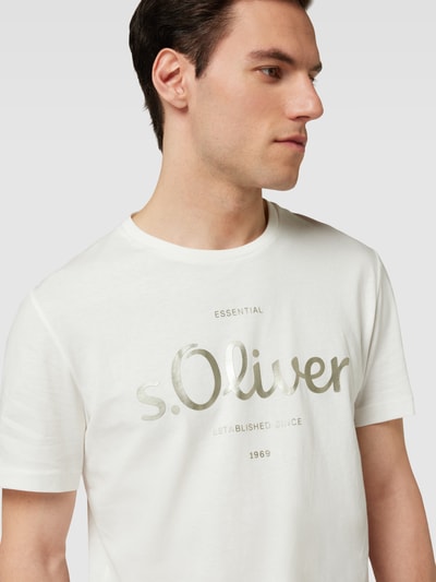 s.Oliver RED LABEL T-shirt z nadrukiem z logo Biały 3