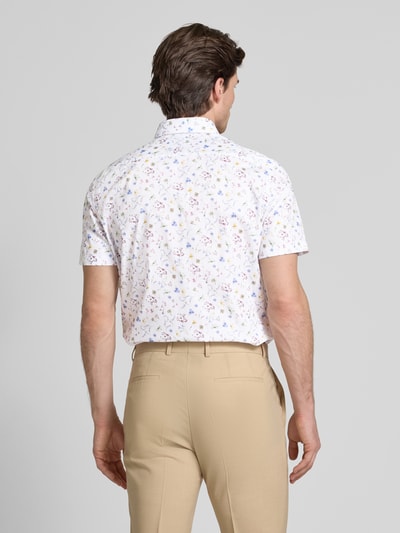 Christian Berg Men Regular Fit Business-Hemd mit Kentkragen Weiss 5