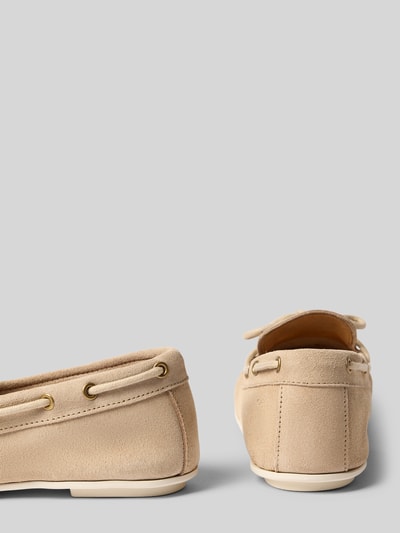 Produktfoto, Mokassins aus Leder Modell 'Seabaya' von Gant in Beige, Abgerundete-Spitze, Schlupfform, Absatzhöhe: 1 cm, Schafthöhe: 7 cm, Schaftweite: 12 cm, Damen