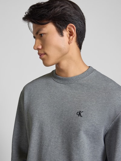 Calvin Klein Jeans Sweatshirt mit Label-Stitching Mittelgrau 3