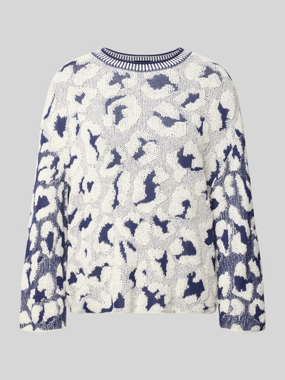 Produktfoto, Relaxed Fit Pullover in Strick-Optik von Marc Cain aus Baumwoll-Mix, weiß-blau gemustert, Rundhalsausschnitt, Damen Pullover