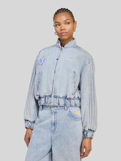 adidas Originals Relaxed Fit Jeansjacke aus reiner Baumwolle mit Stickereien Jeansblau 3