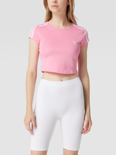 adidas Originals Cropped T-Shirt mit Galonstreifen Modell 'CROPPED' Pink 4