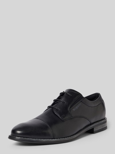 Produktfoto, Derby aus Leder Modell 'Amros' von bugatti in Schwarz mit Abgerundete-Spitze, Schnürung, Absatzhöhe 3 cm, Schafthöhe 7 cm, Schaftweite 11 cm, Echtleder, Glattleder-Struktur