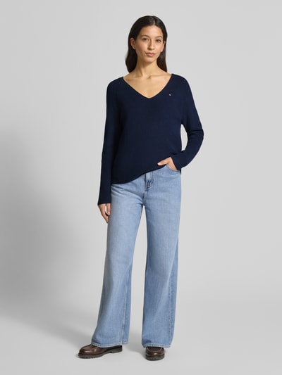 Tommy Hilfiger Sweter z dzianiny o kroju regular fit z czystej bawełny Granatowy 1