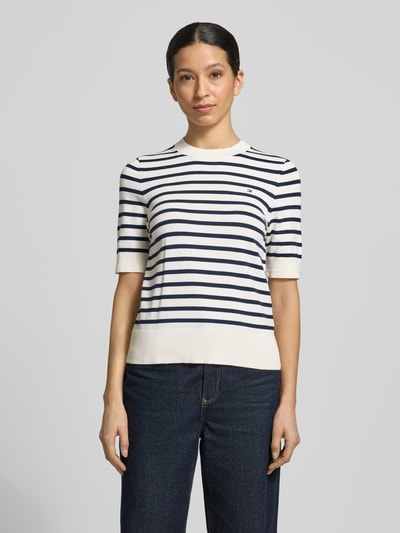Tommy Hilfiger Sweter z dzianiny o kroju regular fit z mieszanki bawełny Écru 4