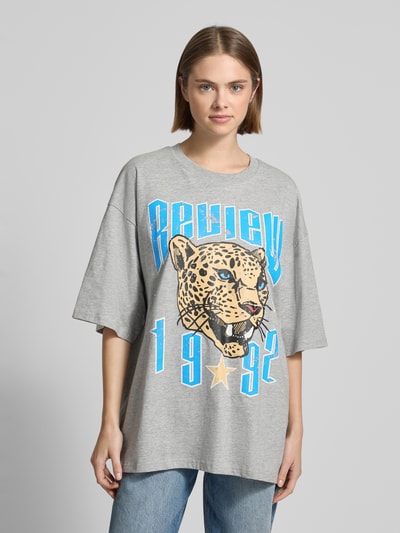 Review Oversized T-Shirt mit Viskose-Anteil und Label-Print Hellgrau Melange 4