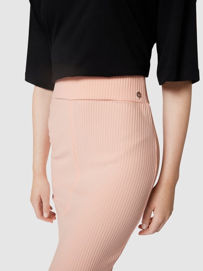 Guess Knielange rok met logo-applicatie Abrikoos - 3