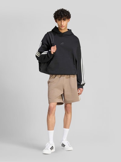 adidas Sportswear Szorty dresowe w kroju relaxed fit z czystej bawełny Beżowy 1