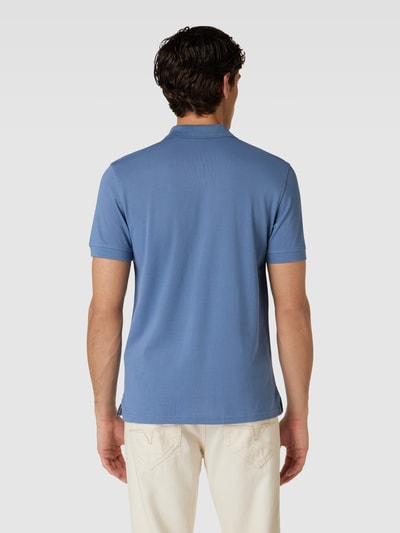 Christian Berg Men Poloshirt im unifarbenen Design Jeansblau 5