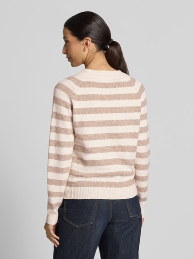 VERO MODA sweter w kroju regular fit z paskami model 'DOFFY' Piaskowy 5