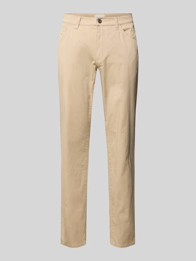 Produktfoto, Slim Fit Stoffhose mit Lyocell-Anteil Modell 'Cadiz' van BRAX in beige, 5-pocketmodel, elastische materiaalmix, knoop- en ritssluiting, bandwijdte 107 cm, binnenbeenlengte 81 cm