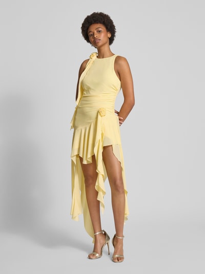 Bardot Knielanges Cocktailkleid mit seitlicher Raffung Hellgelb 1