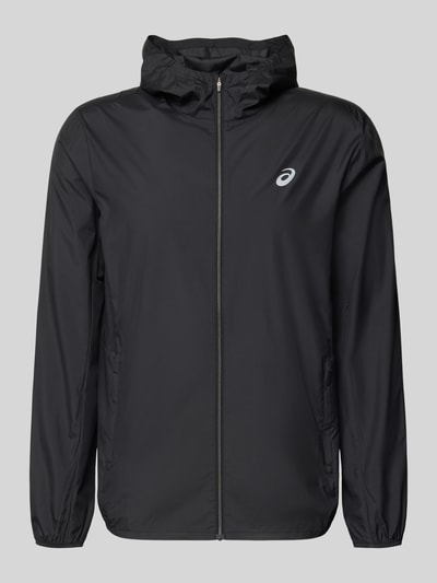 Produktfoto, Windbreaker mit Logo-Print und Kapuze von ASICS in Schwarz, gerader Schnitt, Reißverschluss, glatte Textur, dezentes Logo.