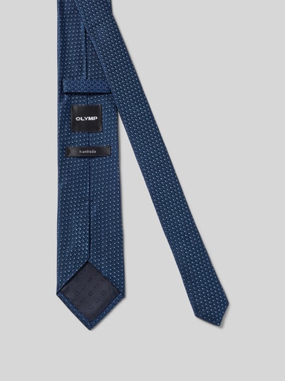 Produktfoto, Seidenkrawatte im Allover-Look (7,5 cm) von OLYMP in klassischem Blau mit feiner Struktur, reine Seide, Label-Detail sichtbar.