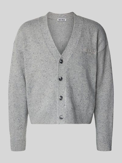 REVIEW Strickjacke mit V-Ausschnitt und Label-Stitching Hellgrau Melange 2