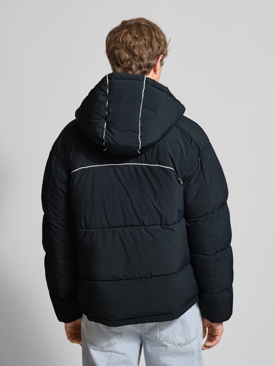 REVIEW Kurtka pikowana z kapturem Czarny 5