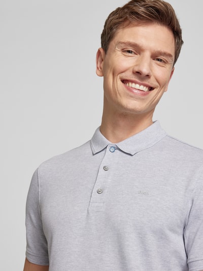 Brax Regular Fit Poloshirt mit Label-Print Modell 'Pete' Hellgrau 3