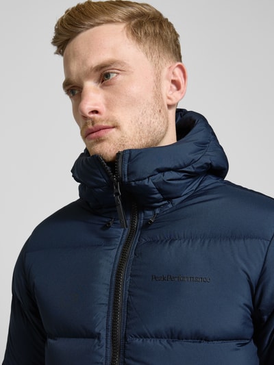 PEAK PERFORMANCE Steppjacke mit Label-Stitching Modell 'Rivel' Marine 3