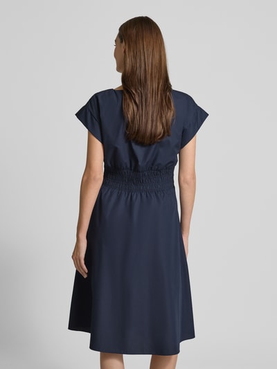 Christian Berg Woman Selection Knielanges Kleid mit Smok-Details Marine 5