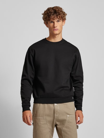 REVIEW Essentials Crewneck Sweatshirt Black 4