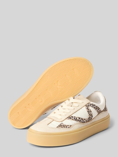 Produktfoto, Sneaker mit Gummisohle Modell 'LYNN PATCHWORK' von INUIKII im Patchwork-Design, beige mit leo Muster, Damen, Abgerundete-Spitze, Absatzhöhe 4 cm, Schafthöhe 7 cm, Schaftweite 7 cm, Schnürung, strukturierte Oberfläche, glatte Gummisohle.
