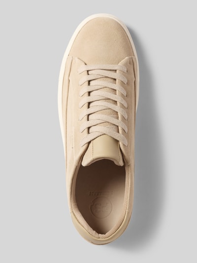 Produktfoto, Sneaker aus echtem Leder Modell 'Cupsole' von PS Poelman in Beige mit abgerundeter Passform, Logo-Detail und Schnürverschluss, Absatzhöhe 3 cm, Schafthöhe 7 cm, Schaftweite 10 cm, glatte Textur und einheitliche Farbgebung.