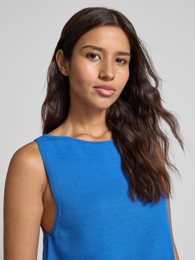 P&C* curated by Anna Schürrle Stricktop mit U-Boot-Ausschnitt Blau 3