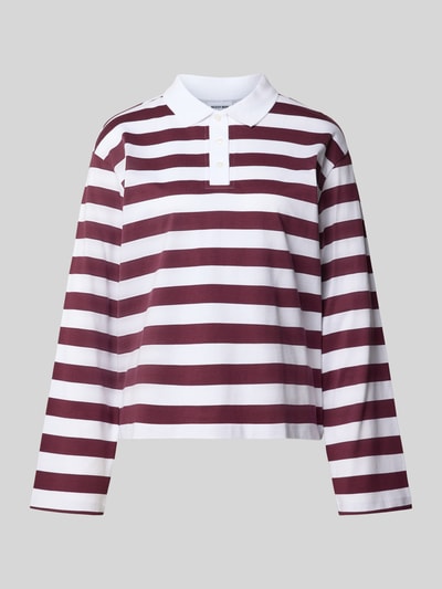 Produktfoto, Relaxed Fit Poloshirt aus reiner Baumwolle Modell 'Dollie' von NOISY MAY®, weinrote und weiße Streifen, langärmelig, Polokragen, glatte Textur