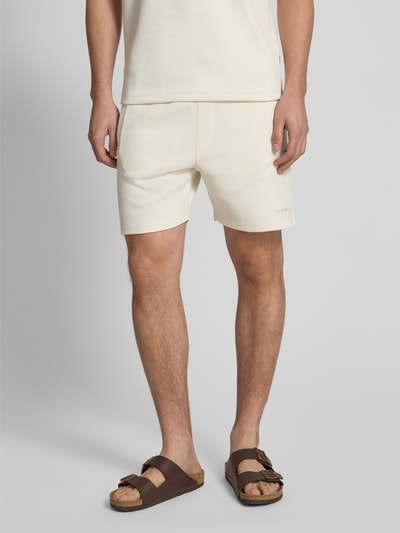 GABBA Regular Fit Sweatshorts mit Strukturmuster Modell 'Tim' Ecru 4
