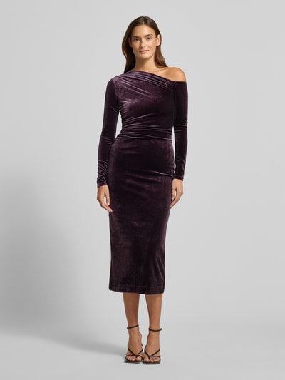 Forever New Cocktailjurk van fluweel in asymmetrische look, model 'Angelina' Prune gemêleerd - 4