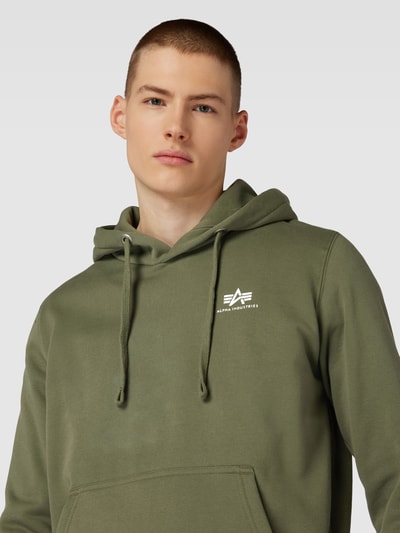 Alpha Industries Hoodie met labelprint, model 'BASIC' Olijfgroen - 3