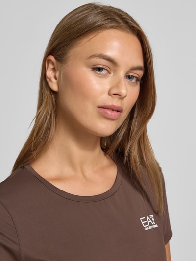 EA7 Emporio Armani T-shirt met labelprint en ronde hals Donkerbruin - 3