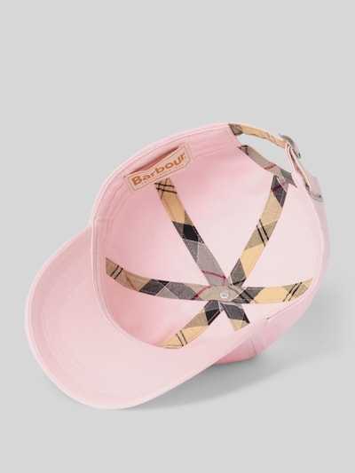 Produktfoto, Basecap aus reiner Baumwolle Modell 'Olivia' von Barbour in Rosa, Optik: Unifarben, Label-Schriftzug, verstellbarer Riegel, verstärkter Schirm, Innenbereich mit karierten Bändern, Material: reine Baumwolle