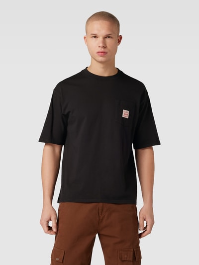 Levi's® Oversized T-Shirt mit Brusttasche Modell 'WORKWEAR' Black 4