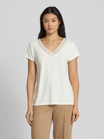 Christian Berg Woman T-Shirt aus Modal-Mix mit V-Ausschnitt Offwhite 4
