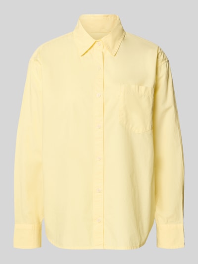 Productfoto, lichtgele katoenen Boyfriend fit blouse met borstzak en overhemdkraag, model 'HARLIE' van Levi's®, labeldetail