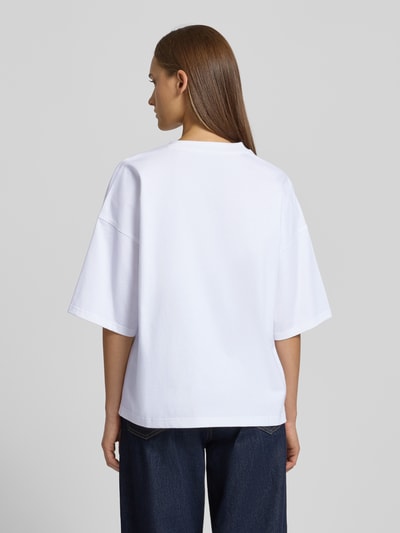 Calvin Klein Jeans T-shirt o kroju oversized z wyhaftowanym logo Biały 5