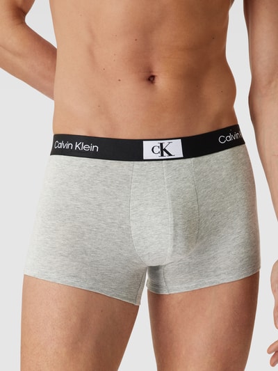Calvin Klein Underwear Obcisłe bokserki z tkanymi detalami z logo Średnioszary melanż 3