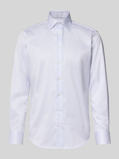 Produktfoto, Regular Fit Business-Hemd in hochwertiger Two Ply Qualität von Christian Berg Men, bawełna, krój regular fit, splot twill, jednokolorowy, kołnierzyk typu cutaway, długość tyłu w rozmiarze 39/40: 79 cm, szerokość w rozmiarze 39/40: 40 cm, długość rękawów w rozmiarze 39/40: 66 cm