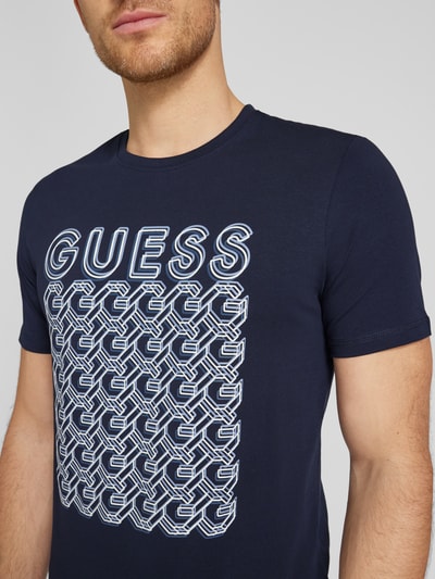 Guess T-Shirt mit Label-Print Modell 'CHAIN' Marine 3