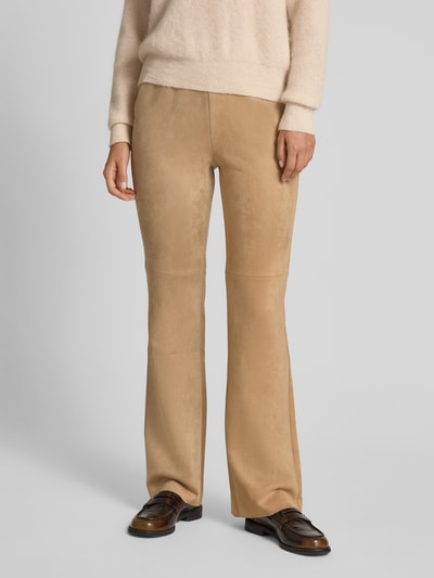 Betty Barclay Flared Fit Stoffhose in Leder-Optik Modell 'September' Beige 4