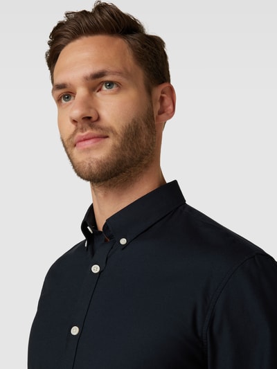 Lindbergh Slim fit vrijetijdsoverhemd met button-downkraag, model 'Oxford' Zwart - 3