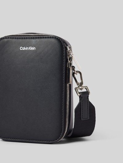 CK Calvin Klein Torba na ramię z detalem z logo Czarny 3