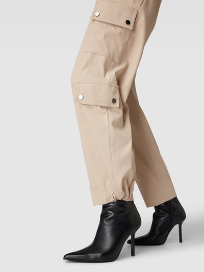 Marc Cain Cargohose mit seitlichen Eingrifftaschen Modell 'Renton' Beige 3