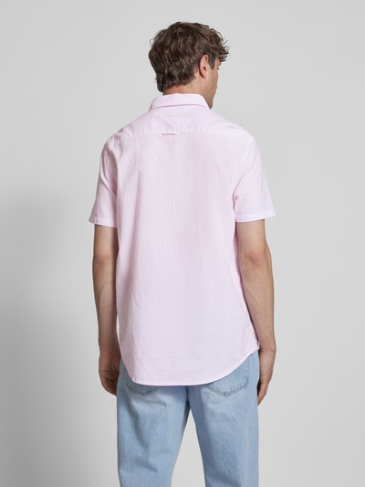 Tommy Jeans Regular fit vrijetijdsoverhemd van een mix van katoen en linnen
 Lichtroze - 5