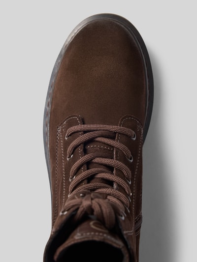 Productfoto, donkerbruine Schnürstiefel aus echtem Leder van Tamaris Dames met grove structuur en ronde vormen, detailopname