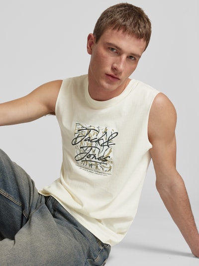 Jack & Jones Top z nadrukiem z logo model ‘SPLIT’ Beżowy 3