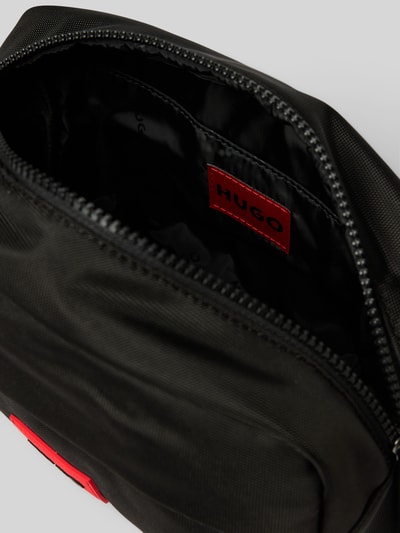 Produktfoto, Kulturbeutel mit Label Patch Modell 'ETHON 3.0' von HUGO, Optik: Unifarben, Reißverschluss, Hauptfach, Reißverschlussfach, Tragehenkel, Materialverarbeitung: Webware